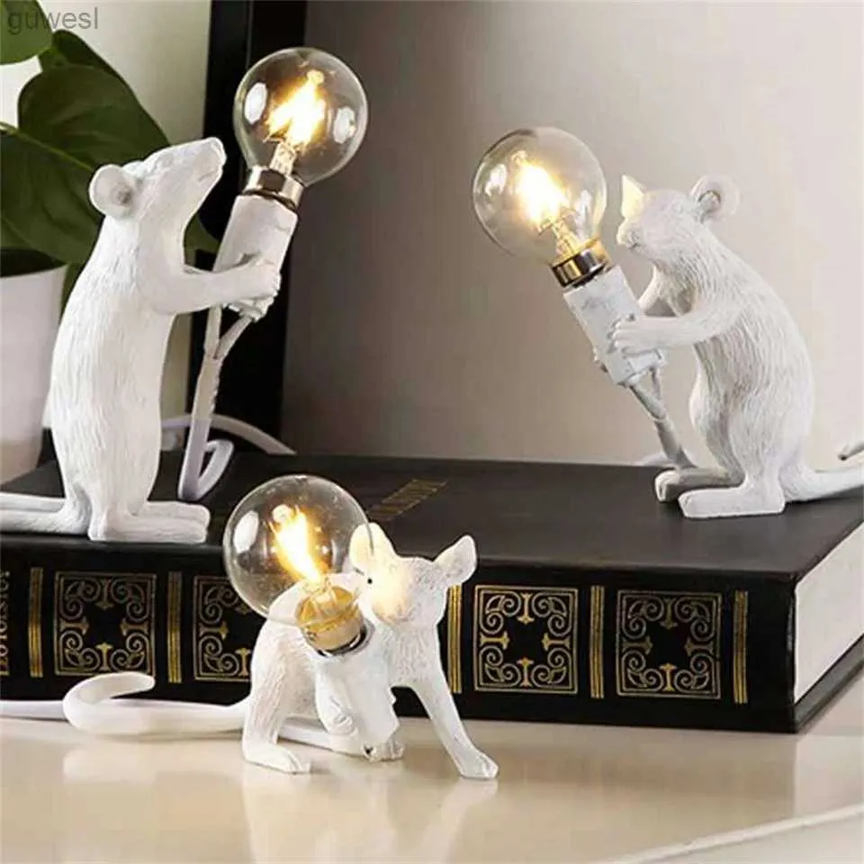 Nattlampor moderna LED -bordslampor harts Animal Rat Cat Squirrel LED Night Lights Mouse bordslampor Heminredning Desk lampbelysning Fixturer YQ240112