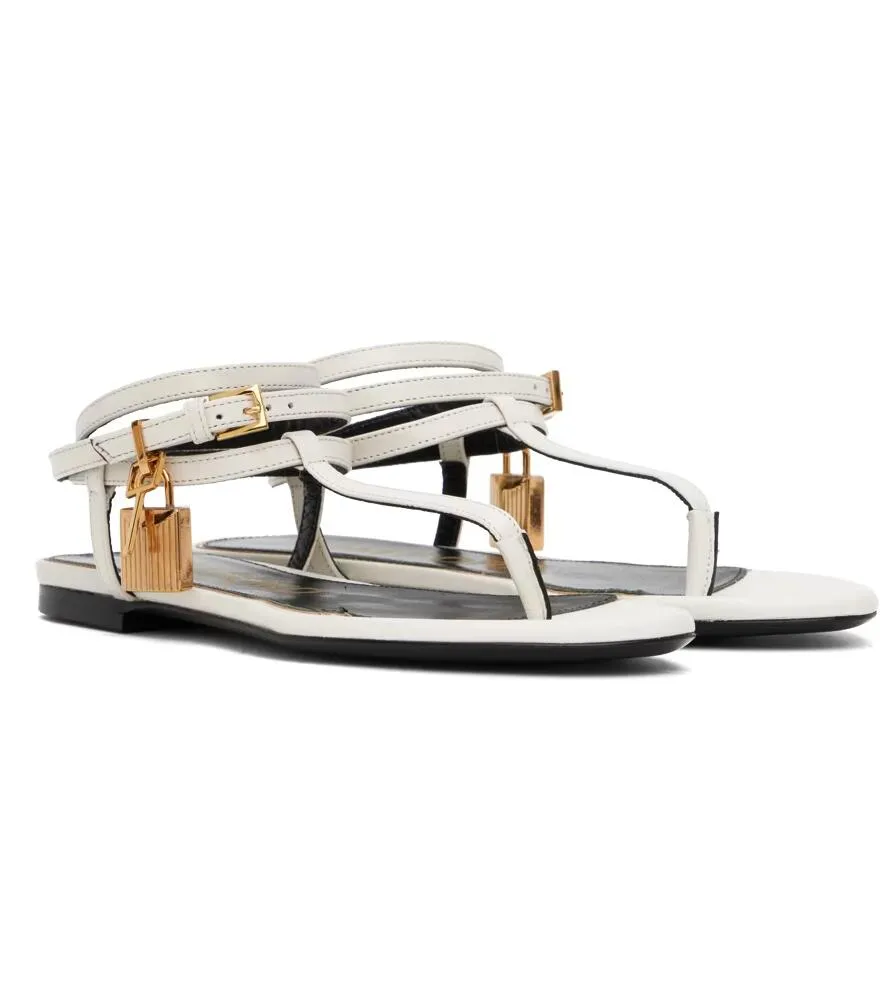 Luxus 2024S/S Marke Vorhängeschloss Leder Tanga Sandalen Schuhe Schloss Schlüssel Knöchel Riemchen Slide Flats Dame Gladiator Sandalias Komfort Gehen EU35-43 mit Box