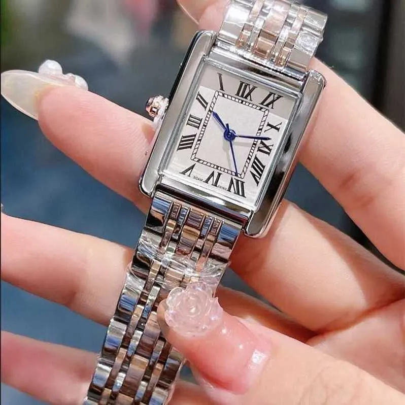 10a Tank Männer / Frauen-Uhr-Luxusfrauen-Marken-klassische Armbanduhr-Quadrat-Qualitäts-Quarz-Bewegungs-Edelstahl-Armband-Armband Edle Dame-Armbanduhren l I3RQ