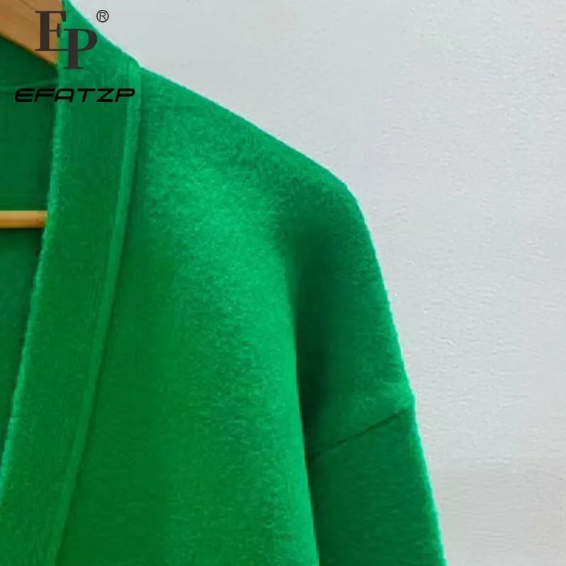 Cárdigan de punto verde de alta calidad para mujer, abrigo de manga larga con letras, ropa cálida de invierno, suéter de moda 240112