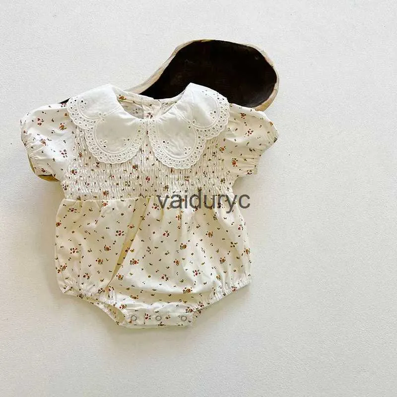 Rompers Summer Baby Bodysuits Girls Toddler Girls One Piece Abbigliamento floreale Girls Outfit H240429