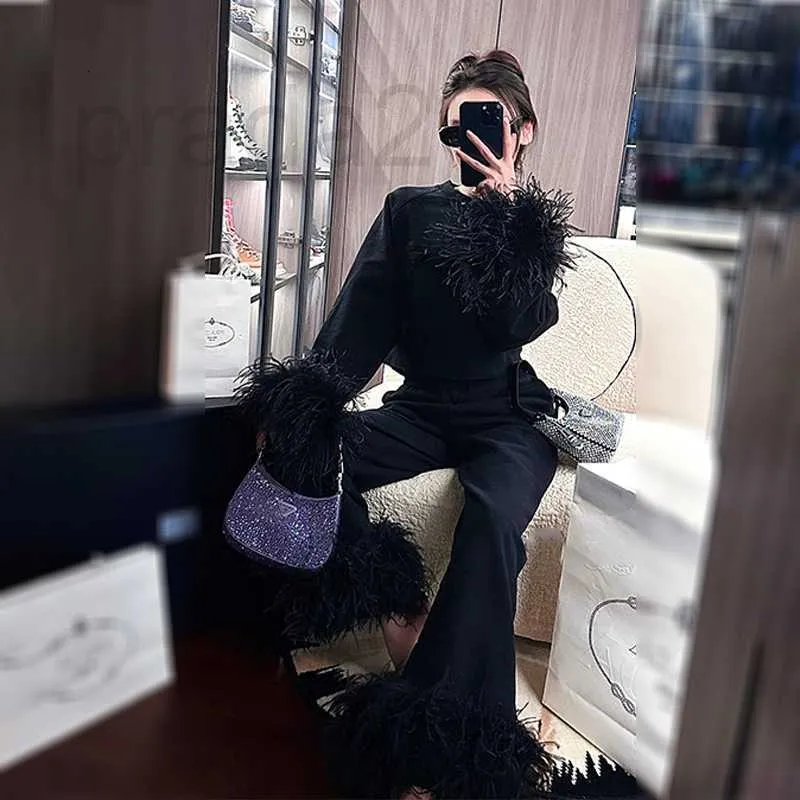 Women's Two Piece Pants Designer Light Mature Style Feather Splicing Top Women's 2024 New High end Style Light Luxury Wide Leg Pants Two Piece Set ZQ95