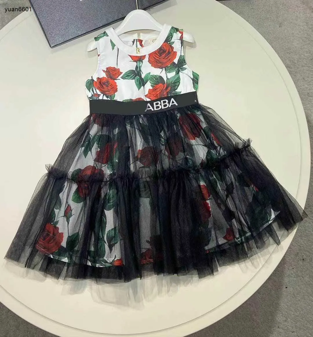 人気のベビードレスブラック糸視点デザインガールスカートサイズ110-160夏の子供ドレスデザイナーキッズフロックjan10