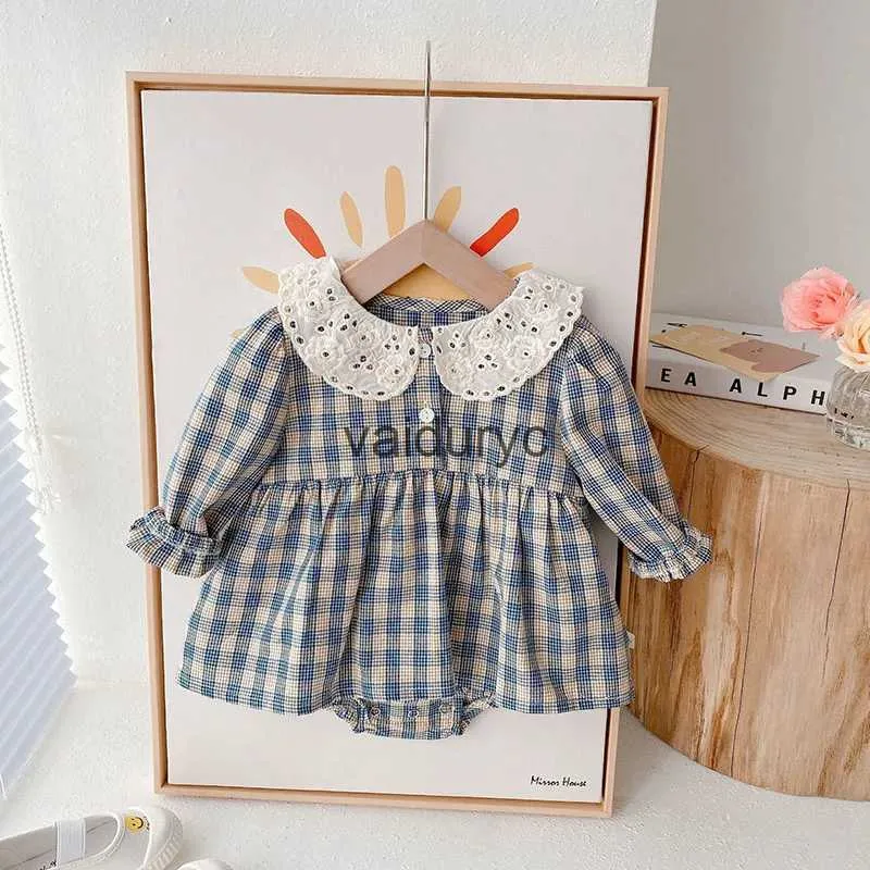 Rompers Baby Vêtements Toddler Girls One Piece Plaid Body Body Long Manchet tenue H240426
