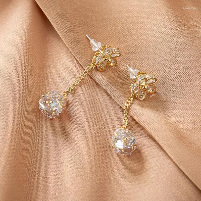 Studörhängen Xiyawang Shinning Zircon Flower Ball Korean Långt för Women Lady Chic smycken Simple Front and Back Earings