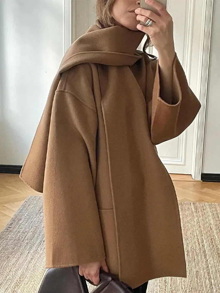 Kadınların Katı Sahte Yün Pamuklu Ceketli Azma Cepleri Tek Kesilmiş Sıcak Peluş Katlar Sonbahar Lady Loose Dış Giyim 240113