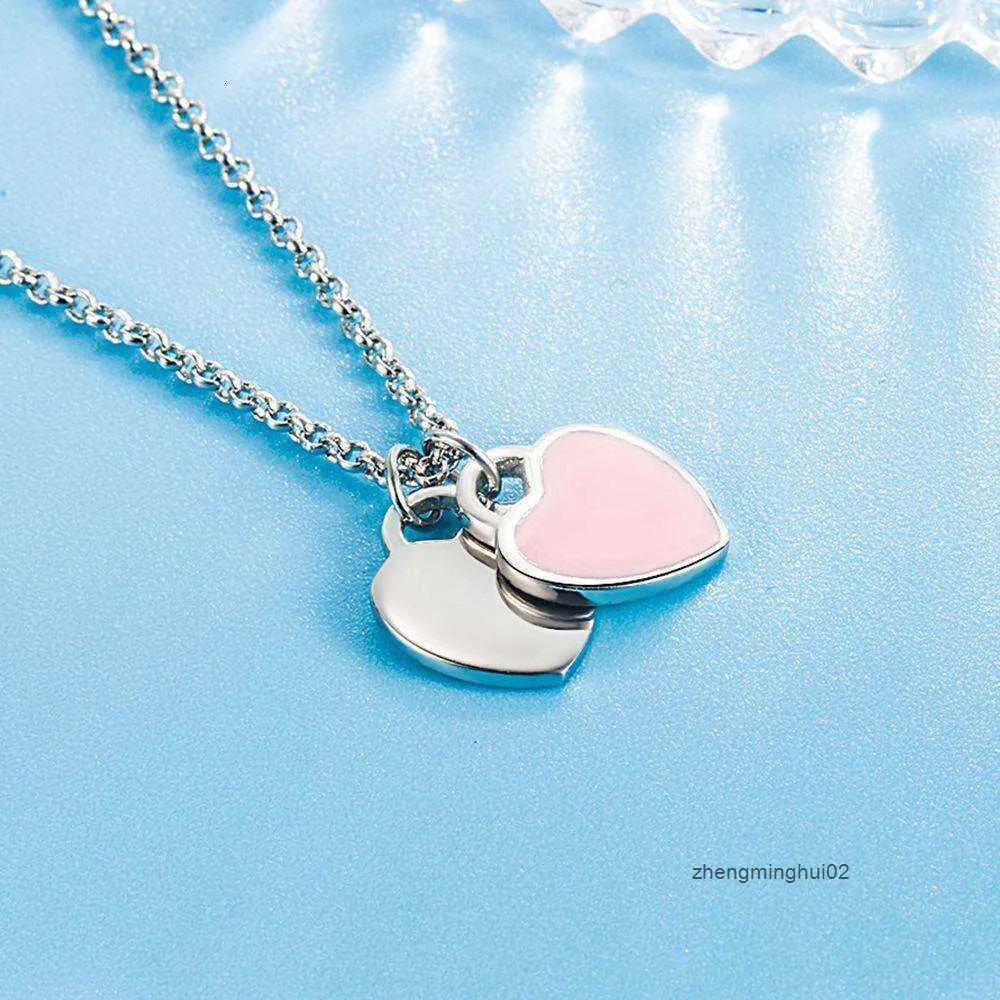 Tiffanyanynecklace Classic S925 Silver Double Heart Oil Drip 에나멜 in 바람 그물 레드 보석 칼라 체인 선물 선물 여자 목걸이