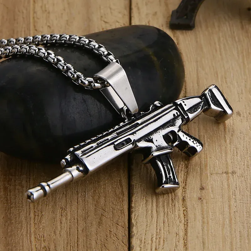 Jóias masculinas Ak47 Gun Colar MacCon Pingente com cor dourada 14k Chain de ouro amarelo Jóias Militar Joias H 82