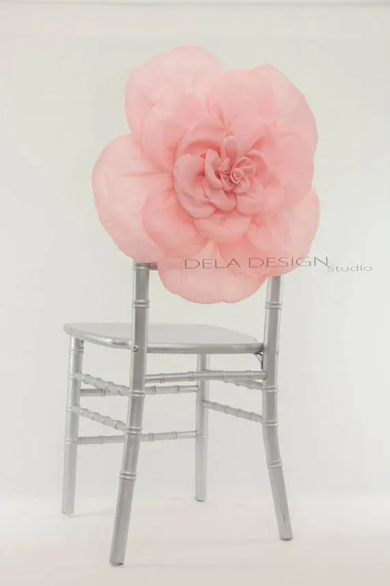 Täcker 2016 3D Big Flower Wedding Chair Sashes Romantic Organza Chair Cover Floral Wedding Supplies Luxuriska bröllopstillbehör 02