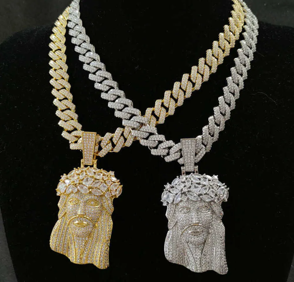 Iced Out CZ Jesus Head Fashion Pendant Necklace, Gold Plated, kommer med 13 mm diamant kubansk kedjelänk