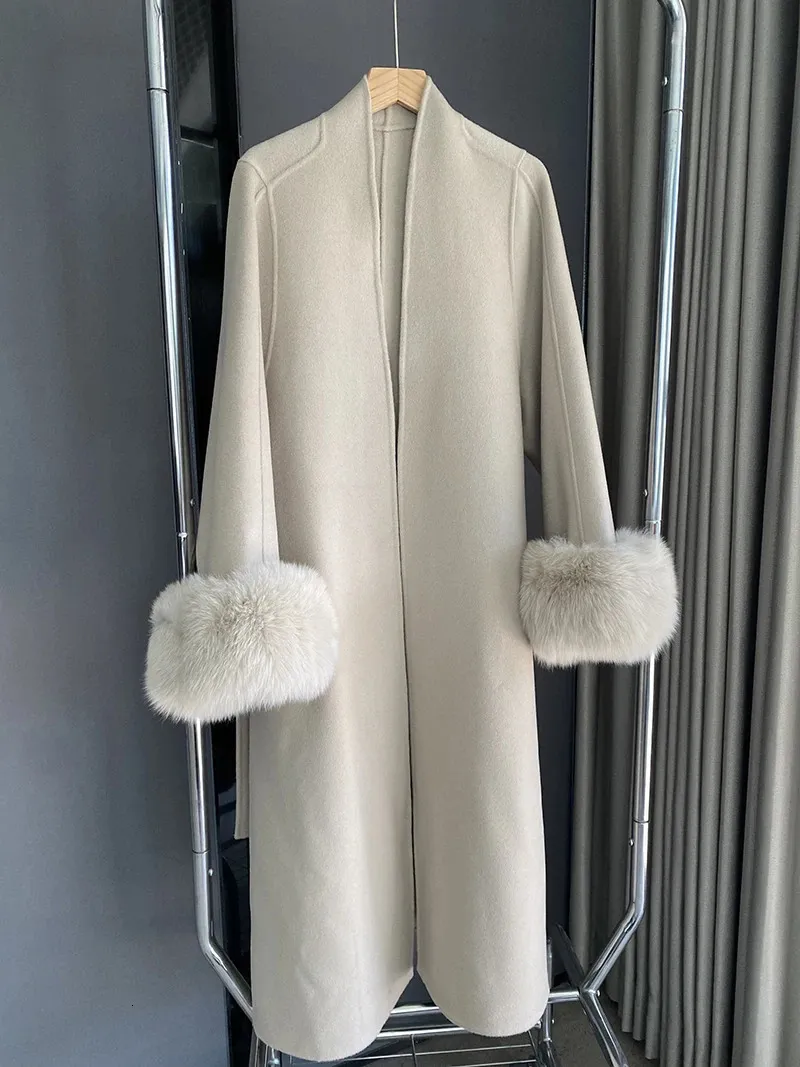 Famous design fashion detachable natural fox fur trench overcoats winter womens long real fur coats natural fur jackets 240112