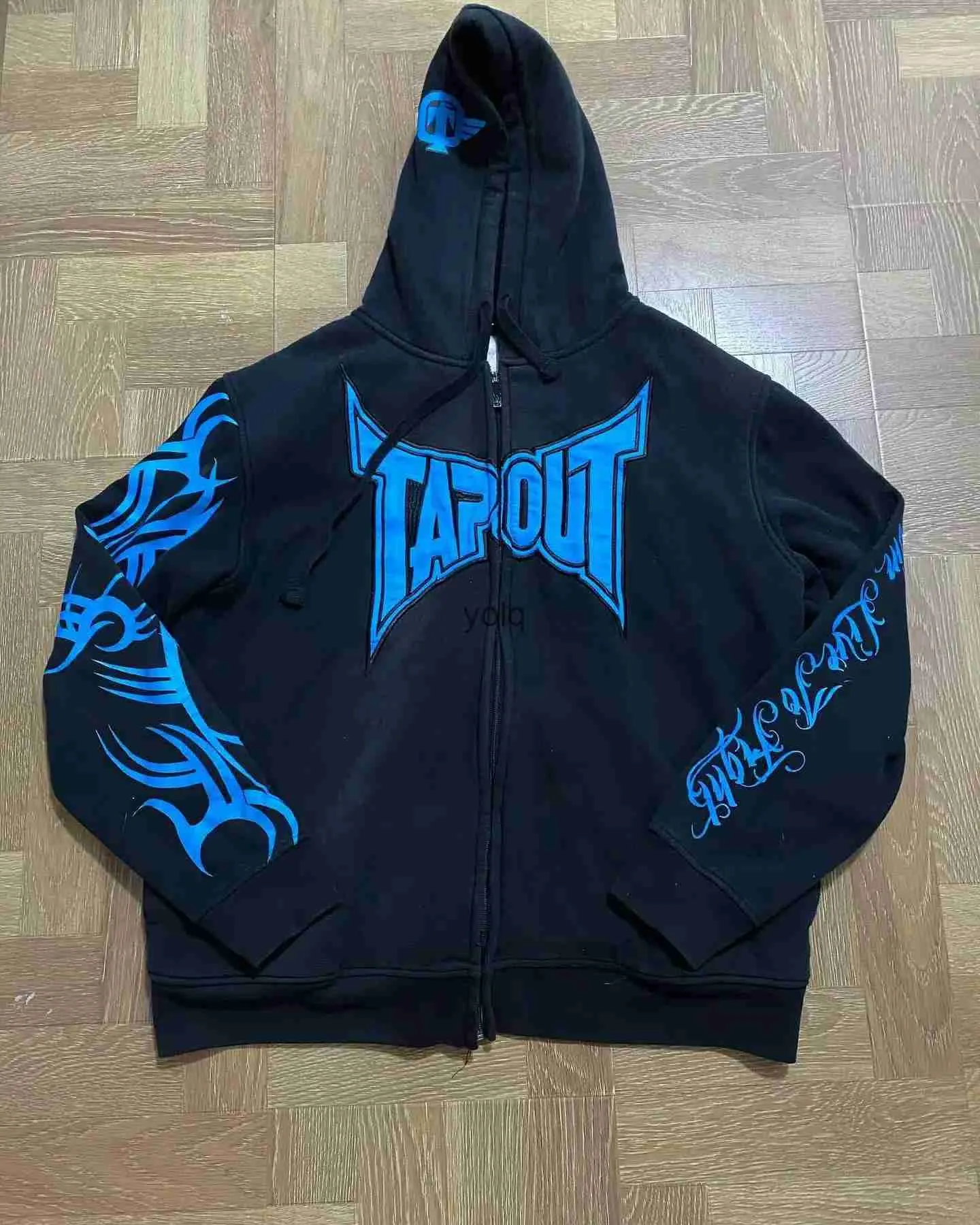 Kvinnors hoodies tröjor tapout kvinna hoodie y2k cloes streetwear kvinnor mönster tryckt lösa hoodie europeiska college casual hooded tröja americanyolq