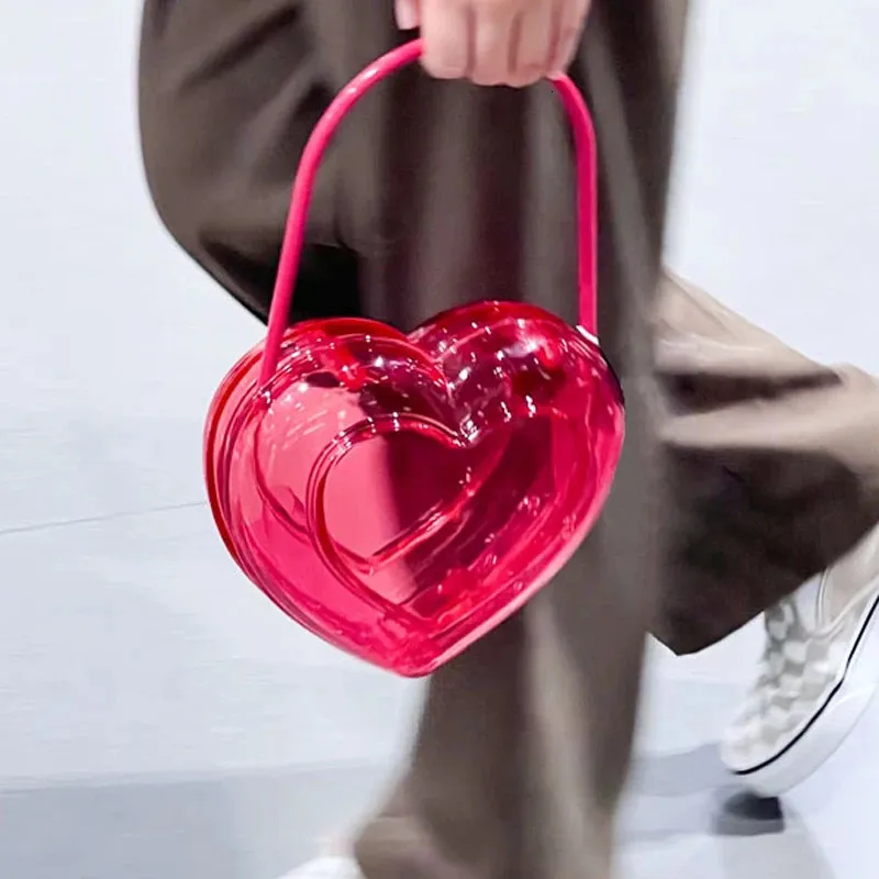 أكياس القابض المسائية الأكريليك لحفلات القلب للنساء مصممة مصممة حقيبة يد حقيبة يدوية مصغرة صغيرة لطيف شفاف 240112