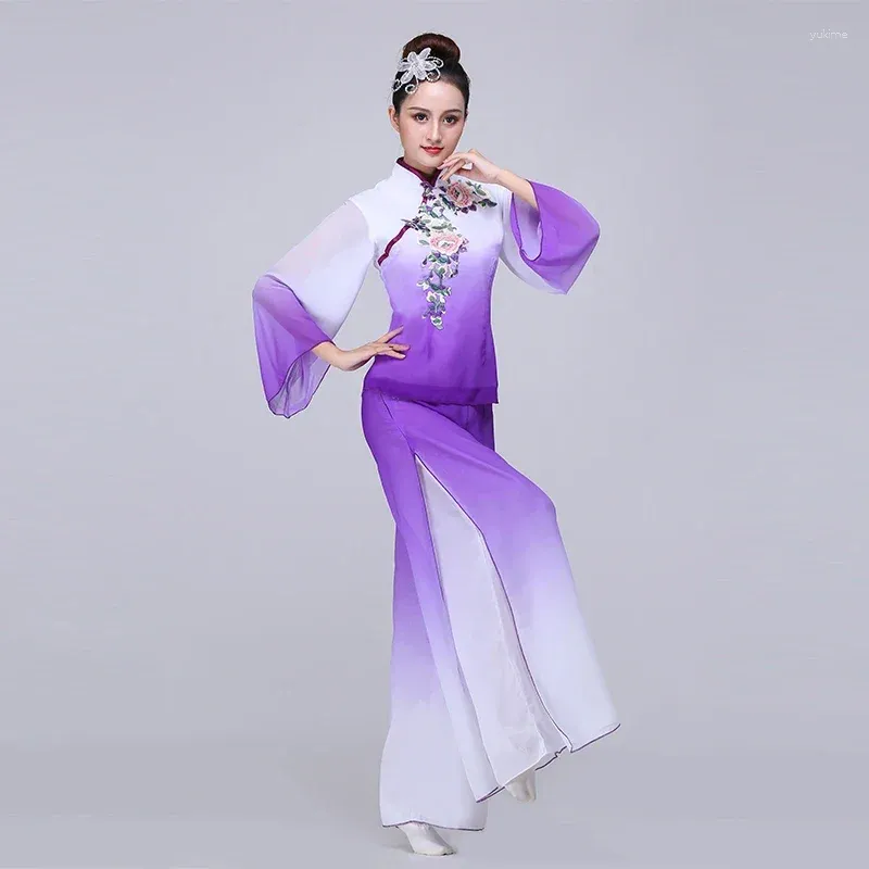 Abbigliamento da palcoscenico Costume da danza classica Femminile Elegante Fan cinese Ombrello vintage nazionale Yangko Abbigliamento per spettacoli