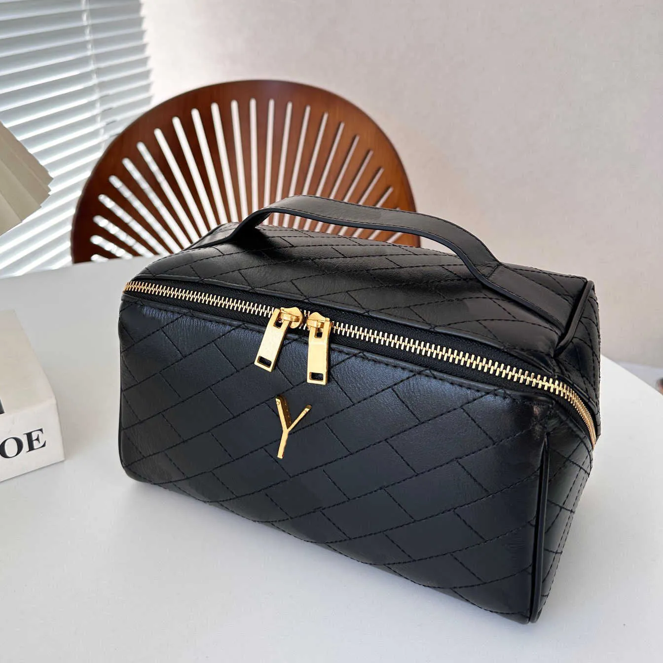 Large designer makeup bag new arrivals