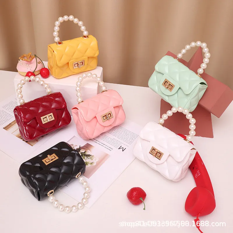 Cross -border female bag 2023 Summer new jelly bag wholesale manufacturer Pearl handblack babes