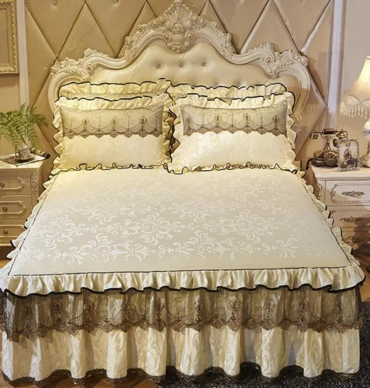 Aksamitna tkanina w stylu Korea księżniczka koronkowe łóżka łóżka blachy poduszki grubsze ciepłe pokrycie łóżka 3PCS zimowe łóżko spódniczne 2527884