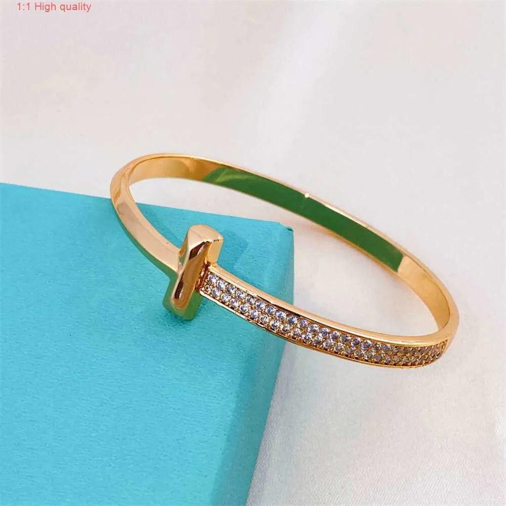 Tiffanyans Silver Bracelet Bangle v Plated t Single Row Diamond Precision Buckle Couple Rose Gold Fashion Simple
