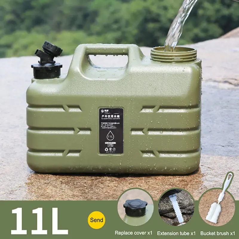 11L Large Capacity Outdoor Water Bucket Portable Driving Wateater Tank Container with Faucet for Camping 240112