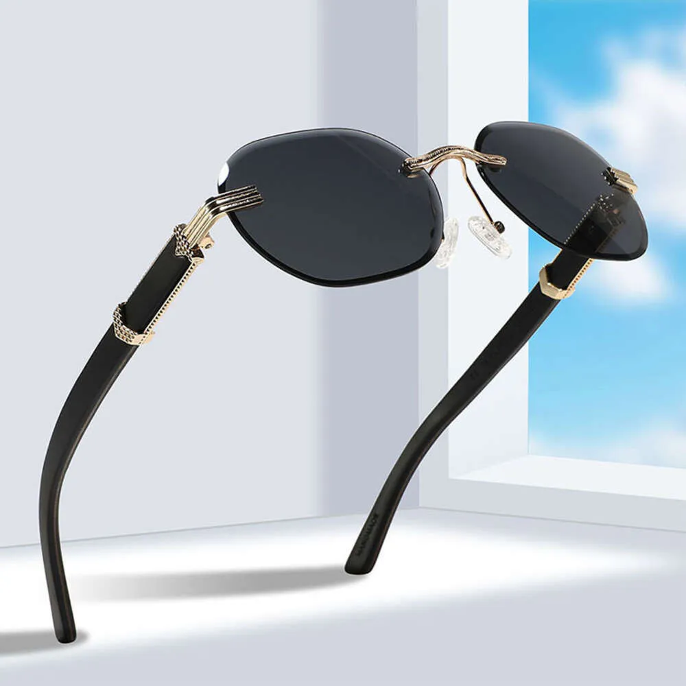 2024 nuovi occhiali da sole da uomo alla moda ovali senza bordi di lusso in legno di bambù e protezione solare da donna