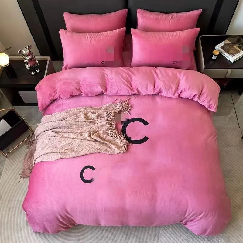 Bedding Crystal velvet four-piece coral velvet flannel thickened for warmth Bed sheets Contact us to view pictures with LOGO