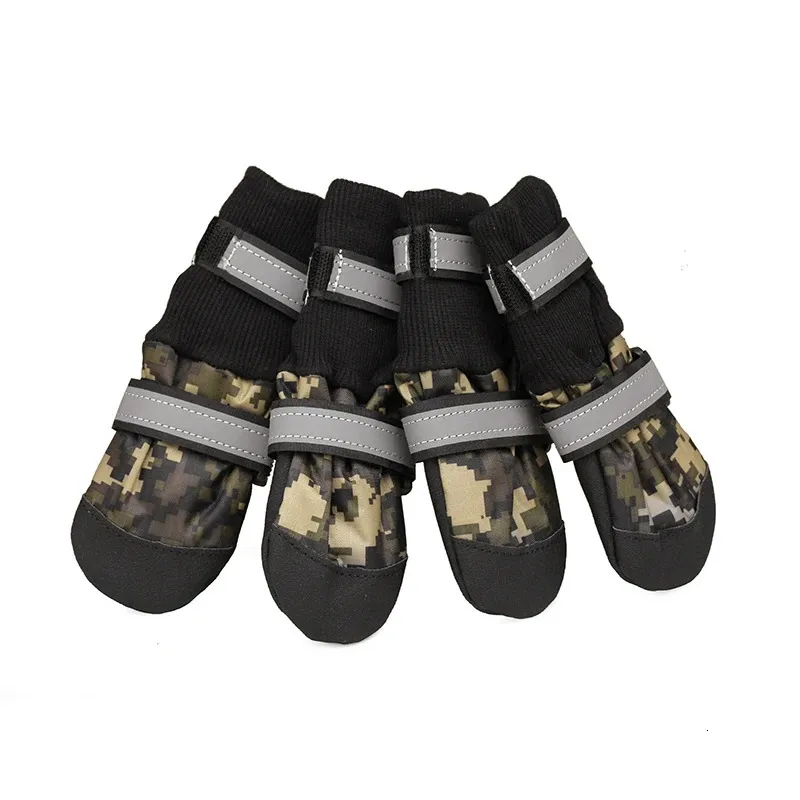 Chaussures de chien réfléchissantes imperméables printemps automne bottes antidérapantes pour animaux de compagnie protecteur de patte Labrador Husky pour fournitures de chiens de taille moyenne et grande 240113