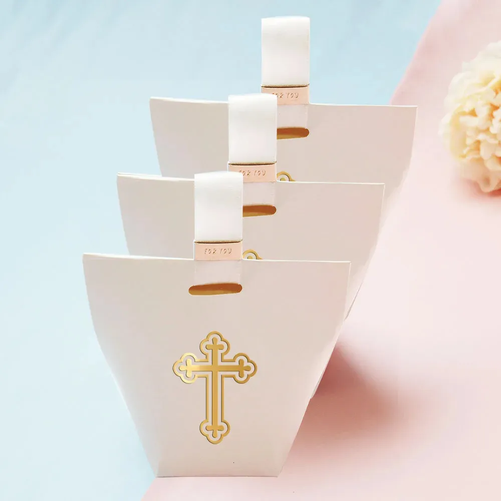 Boîtes à bonbons blanches élégantes avec croix en feuille d'or | Pack de 10 parfait pour les événements festifs, les mariages, les baby showers et plus encore 240113