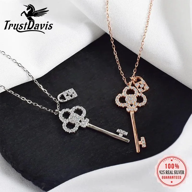 Necklaces Trustdavis Genuine Sterling Sier Fashion Key Lock Cz Pendant Choker Necklace for Women Wedding Party Fine Jewelry Ds1009