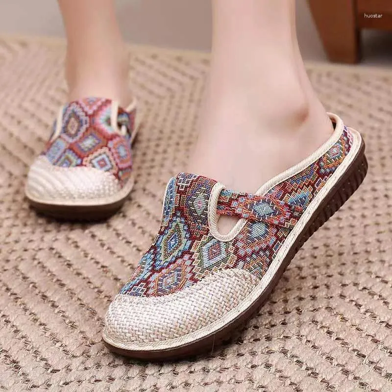 Pantoufles Sandales compensées brodées pour femmes, chaussures d'extérieur respirantes en lin, élégantes et confortables, Style ethnique