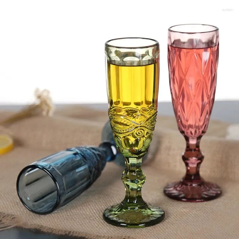 Wijnglazen 2 Stuks Reliëf Rood Loodvrij Kristal Champagne Cocktail Glazen Beker Beker Bruiloft Bar Drinken 150 ml