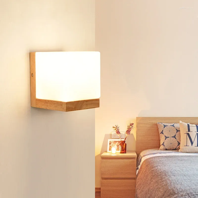 مصابيح الجدار أضواء خشبية حديثة مصباح غرفة نوم مصباح المدخل Wandlamp Bedside Tiptures Light Home LED LED SCONCE VINTAGE