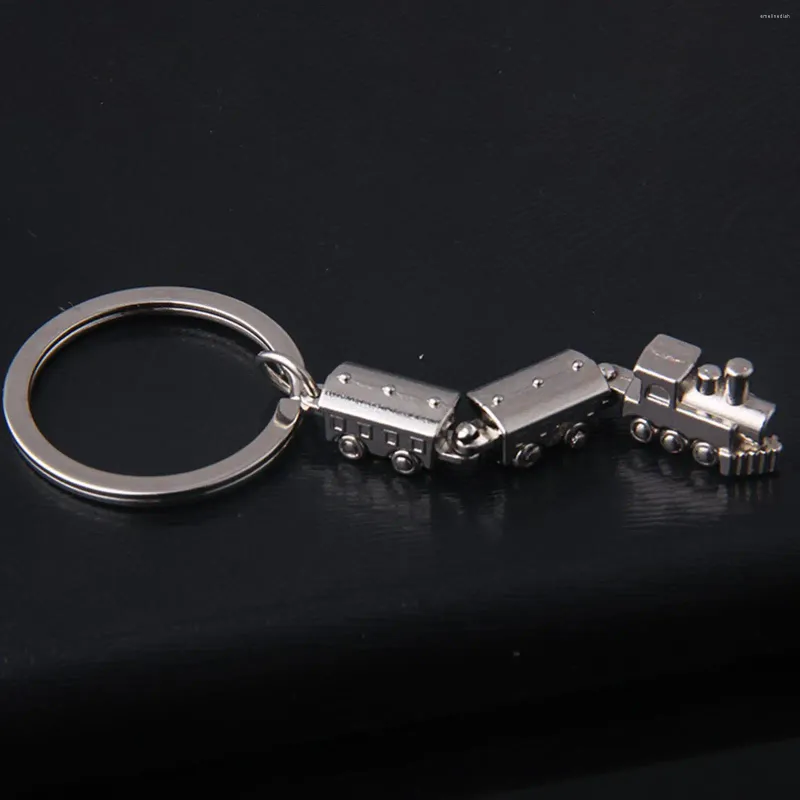 Keychains Mini Train Keychain Pendant Key Organizer Collections Charms Holder Alloy Keyring Chain Valentine's Men Women