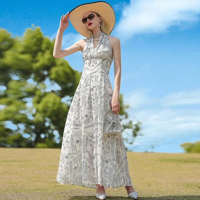 Sukienki swobodne 2024 Szyfonowy w stylu plaży Summer Printed długi sukienkę