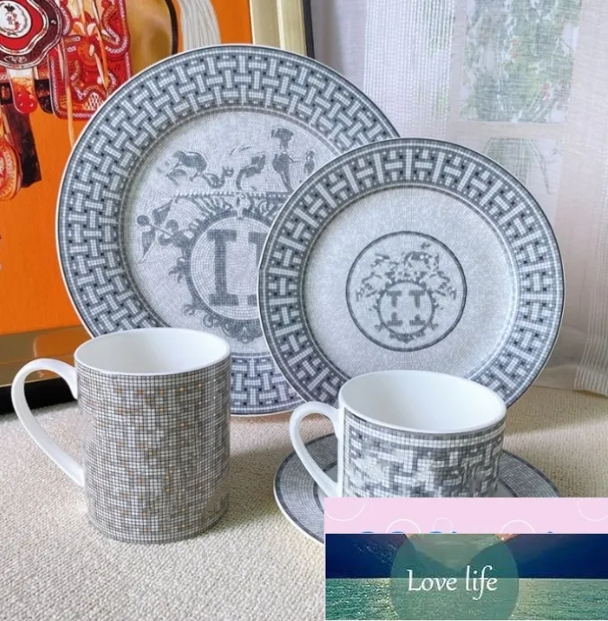 Simple European Modern Bone China Steak Plate And Cup... 