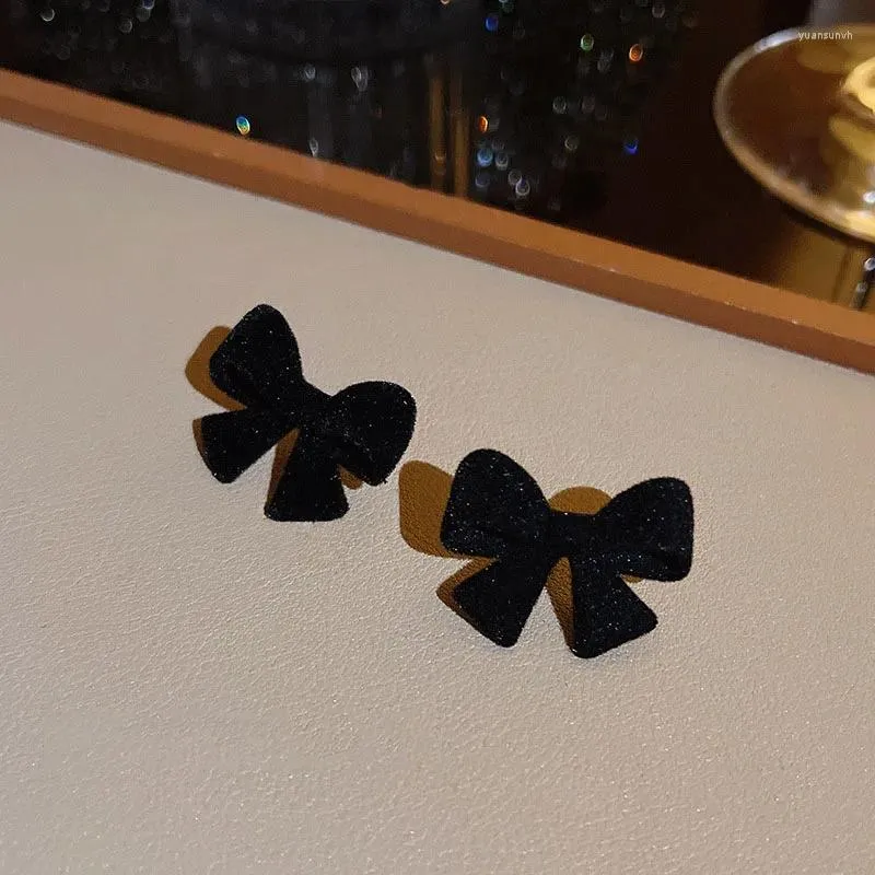 Boucles d'oreilles avec nœud papillon floqué pour femmes et filles, rétro, couleur noire, mode automne hiver, bijoux de noël élégants