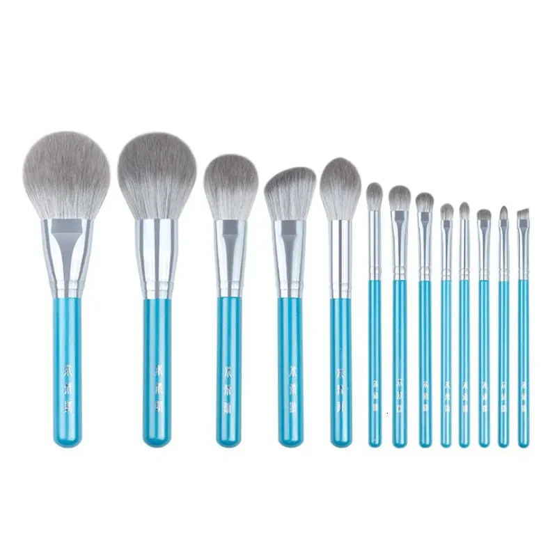13st/set blå sminkborstar Hela uppsättningar Big Powder Blusher Sculpting Eyeshadow Make Up Kit Smudge Highlighter Eyebrow Lip Brush 240115