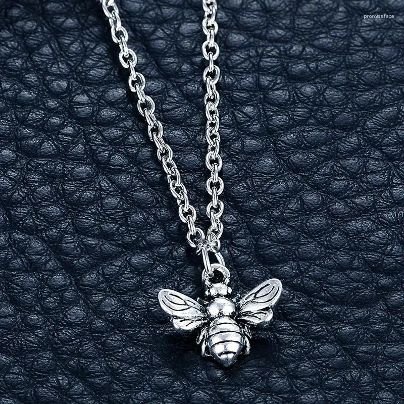 Hänge halsband söta kompakt bi halsband klassisk enkel insekt lång kedja smycken gåva för kvinnor tjej mode charm choker