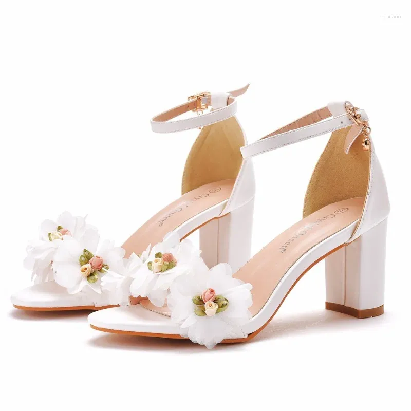 Sandali Estate Marca Donna Slingback Party Flower PU 7CM Tacco quadrato Matrimonio da sposa Ragazze Scarpe dolci di alta qualità