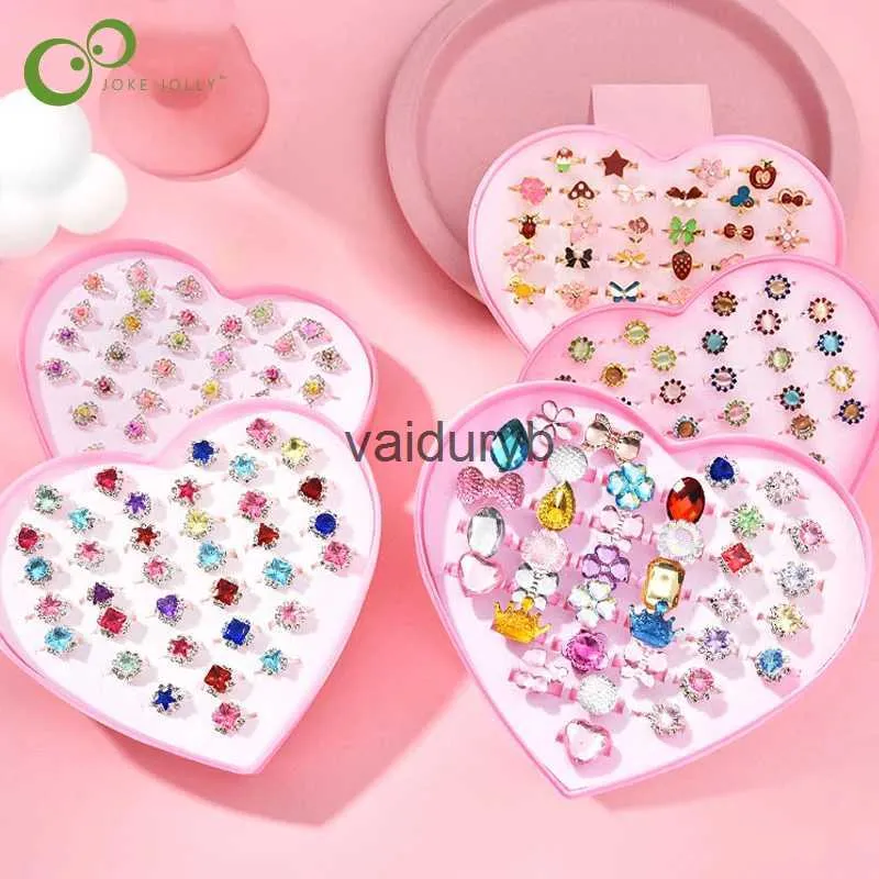 Beauty Fashion Little Girl Rings في Box Ldren Kids Jewelry Rings مجموعة مع Case Case Girl Play و Dress Up Ringsvaiduryb