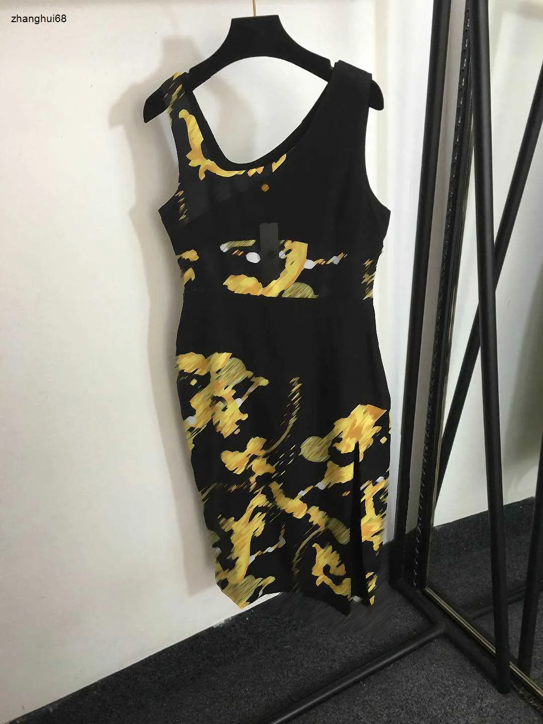 Designer Damen Mode Kleidung Damen Sommer Retro Blumenkette Druck Tasche Hüfte Taille Schlinge hochwertiges Kleid 15. Januar