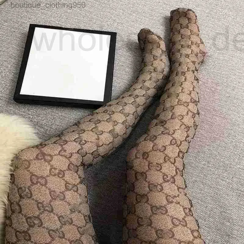 Chaussettes Hosiery Designer Design Chaussettes pour femmes Lettre sexy Bas Fashion Luxurys Designers respirants Collants de jambe Femmes Sexy Dentelle Bas imprimé YNJY