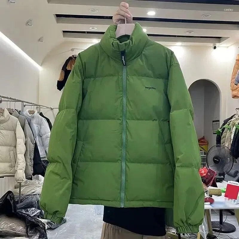 Trench da donna Cappotto in piumino di cotone verde Stile corto Versione coreana Moda addensata Coppia Abito da pane invernale sciolto Tren