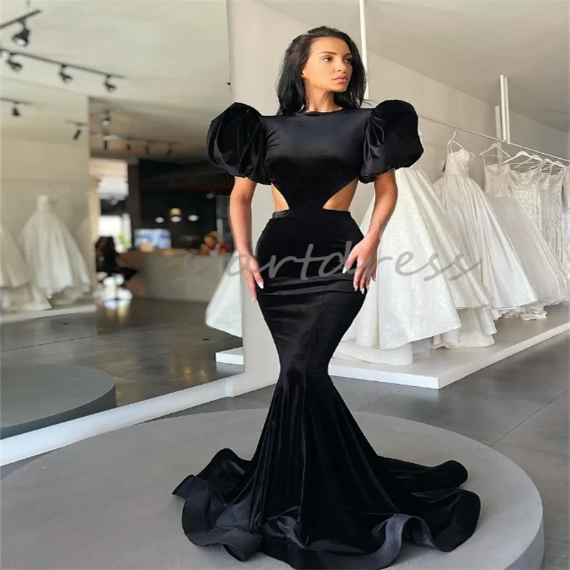 Fancy Black Velvet Prom Dress 2024 Sexig sjöjungfru Lång kvällsklänning Kort ärmar Backless Formal Dance Dress Elegant Cut Side Women Party Gowns Vestios de Fiesta