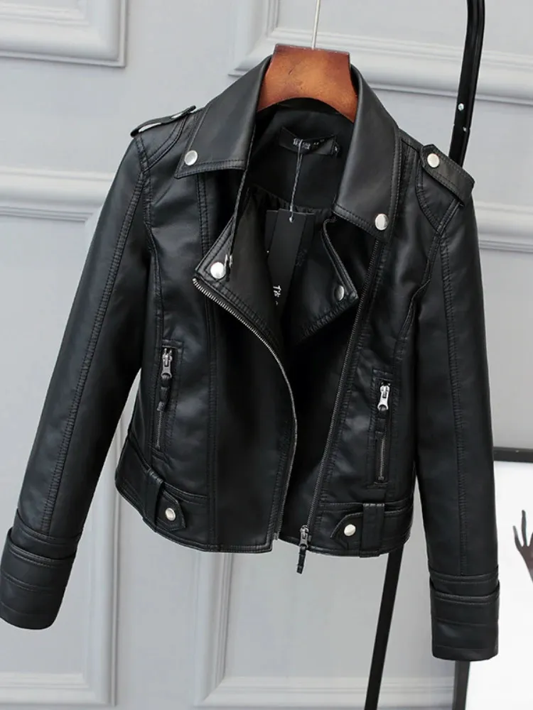 Korean Version of Slim PU Leather Jacket Women's Spring Autumn Winter Motorcycle Leather Short Coat 240115