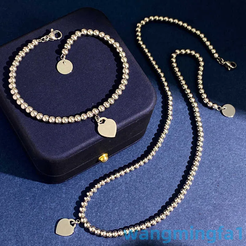 2024 New T Designer smycken hänge halsband älskar hjärtpärlor halsband armband för födelsedagspresent kvinnor bröllop uttalande