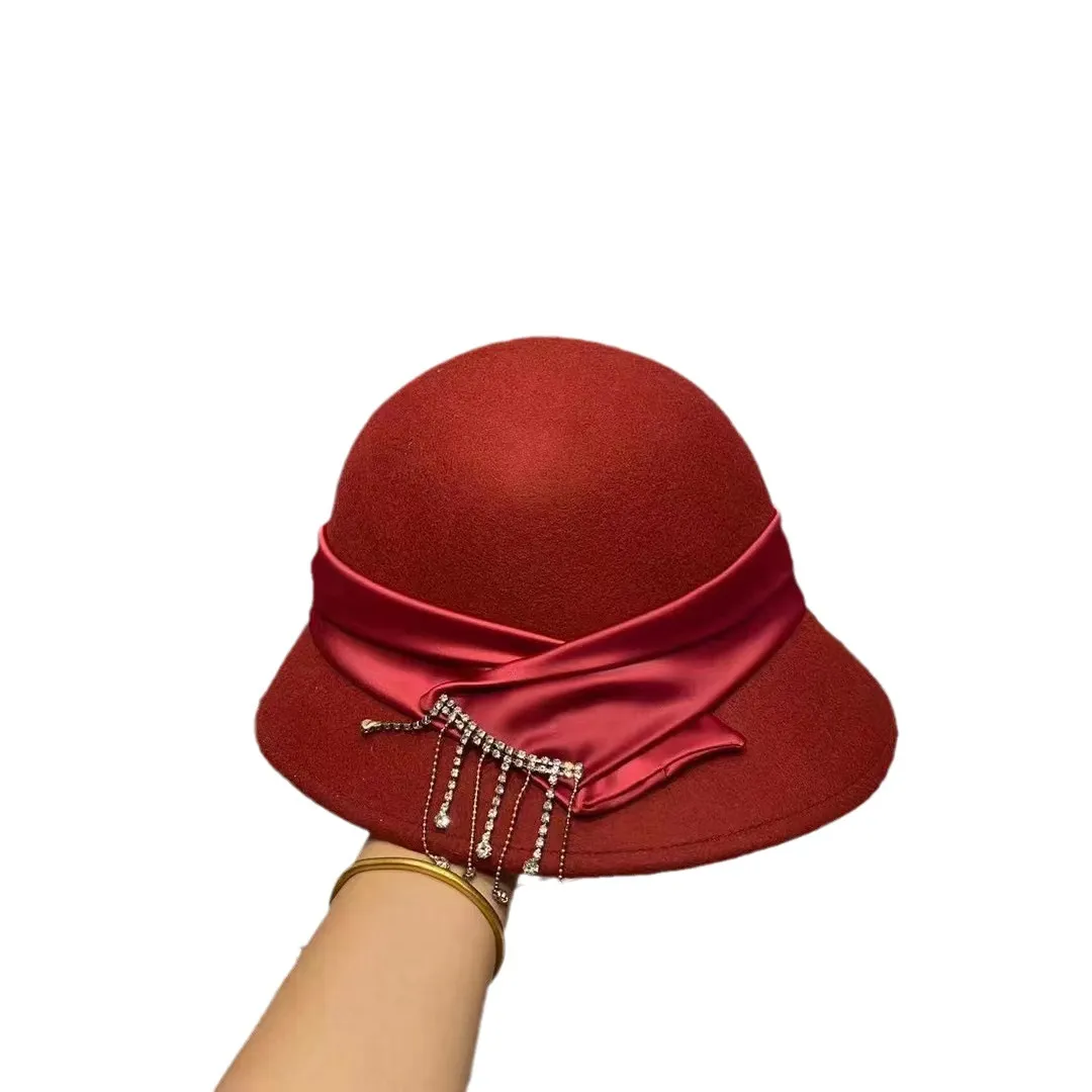 女性バクテットハットシルクラインストーンハット新しい秋と冬の手作りウール帽子フレンチエレガントな盆地帽子