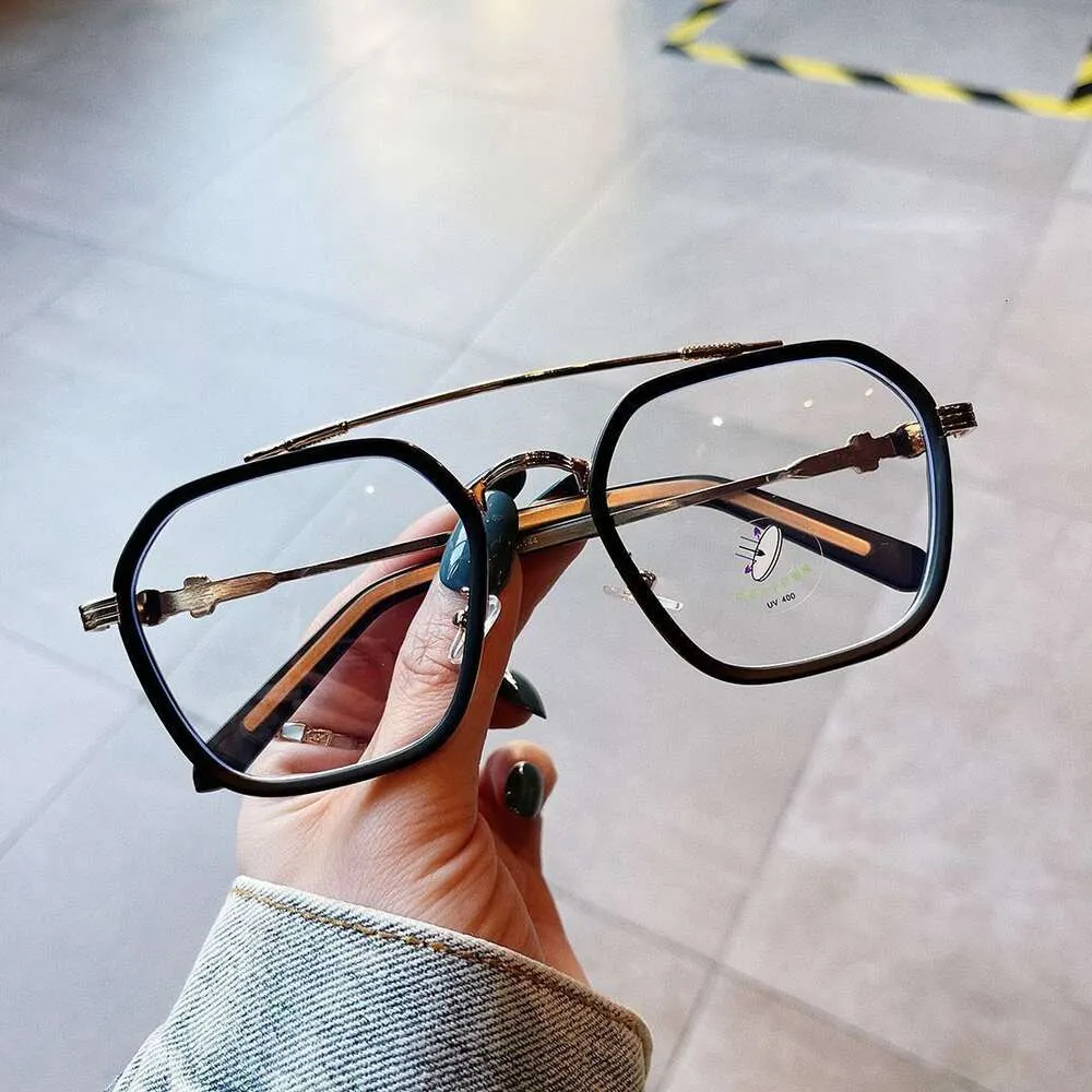 2024 Luxe Designer CH Zonnebril voor Mannen Vrouwen Chromes Brilmonturen Bijziendheid Uitgerust Lenzen Mannelijke Grote Oog Vrouwelijke Hart Brilmontuur Man Eyewear 0AOM