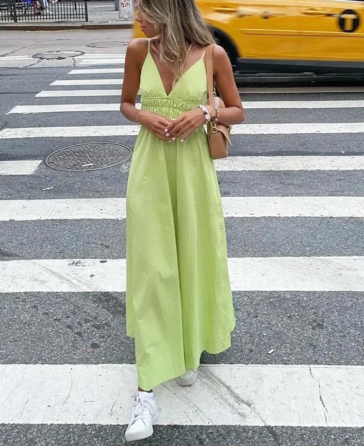 Casual Dresses Elastic Smocking Green Cotton V Neck Summer Women's Dress Sleevless Long Maxi Strapy Solid Kvinna