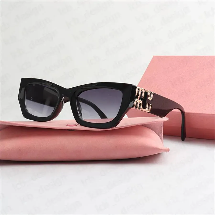 Occhiali da sole classici di design Occhiali da sole semplici per donna Uomo Marchio di moda Occhiali da sole con occhiali da lettera Adumbral 7 colori Opzione Occhiali gafas para el sol de mujer