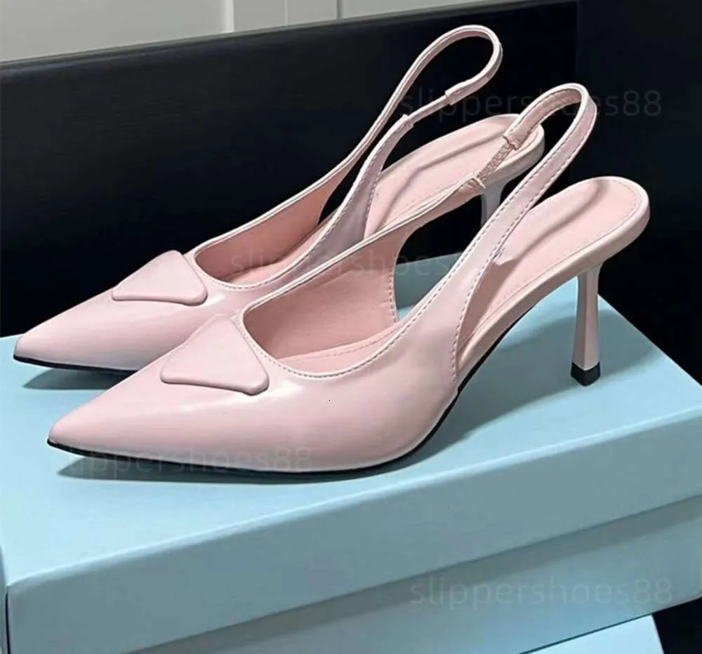 Klänningskor Elegant Summer Triangle Brushed Leather Sandals Shoes For Women Slingback Pumpar Luxury Footwear Women High Heels Party Wedding43575